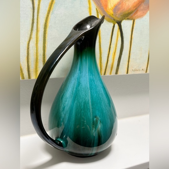 Blue Mountain Pottery Large Pitcher 10in Tall - Picture 7 of 10